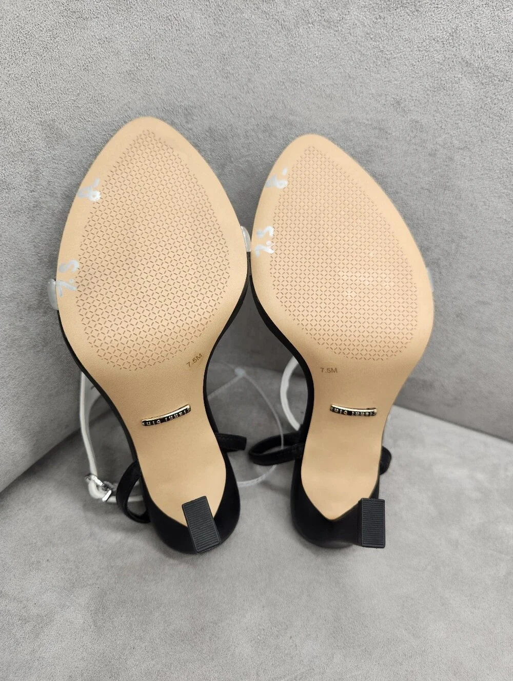 Gianni Bini Dress Sandals 7.5 Black White Leather Orah Thong High Heel New $120